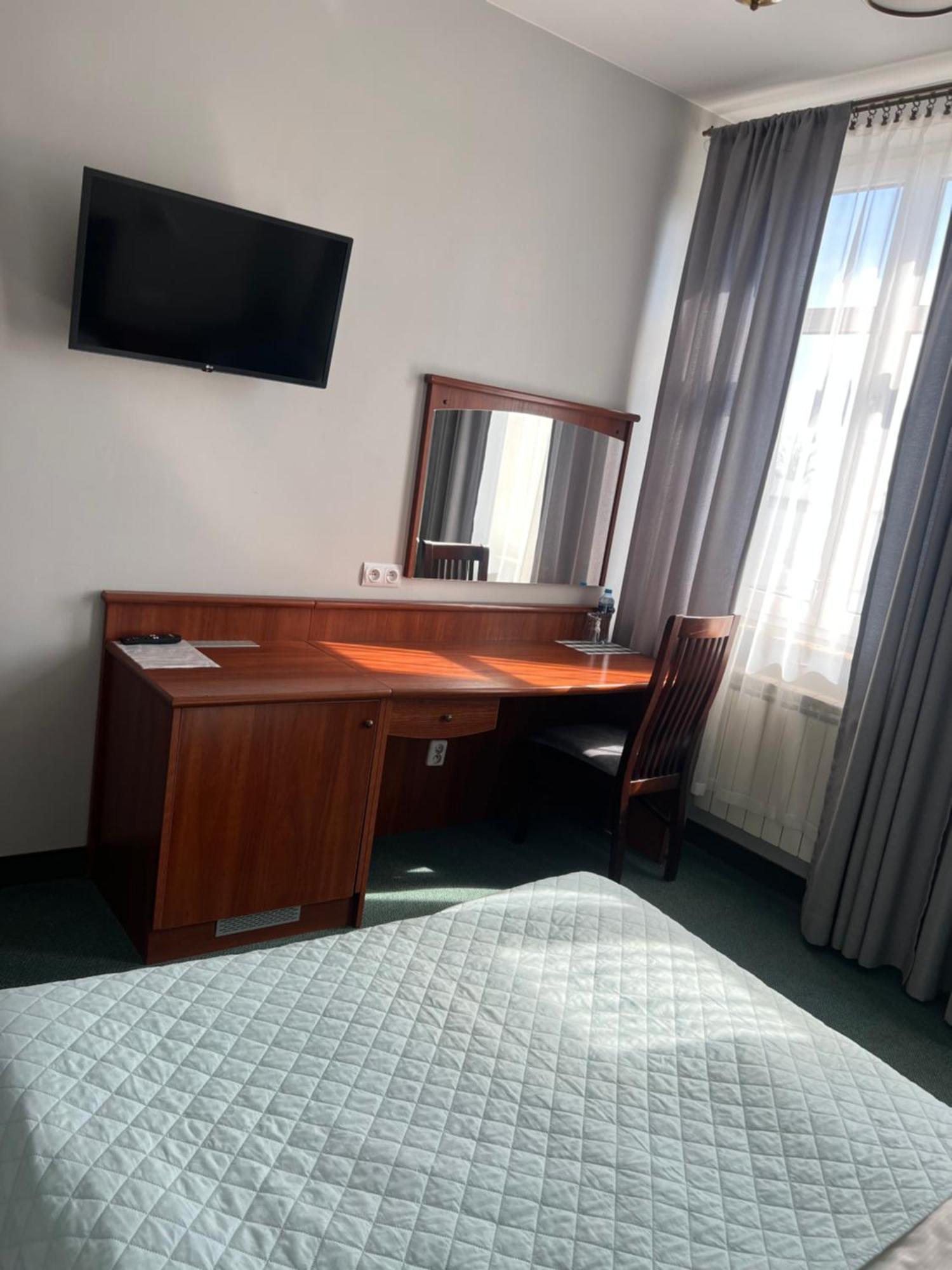 Alabastro Bed & Breakfast Tomaszów Mazowiecki Eksteriør bilde