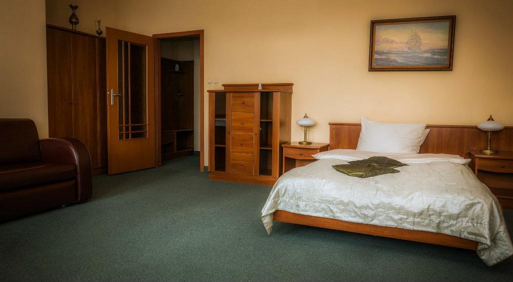 Alabastro Bed & Breakfast Tomaszów Mazowiecki Eksteriør bilde